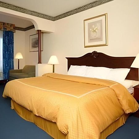 Comfort Suites Plainview Экстерьер фото