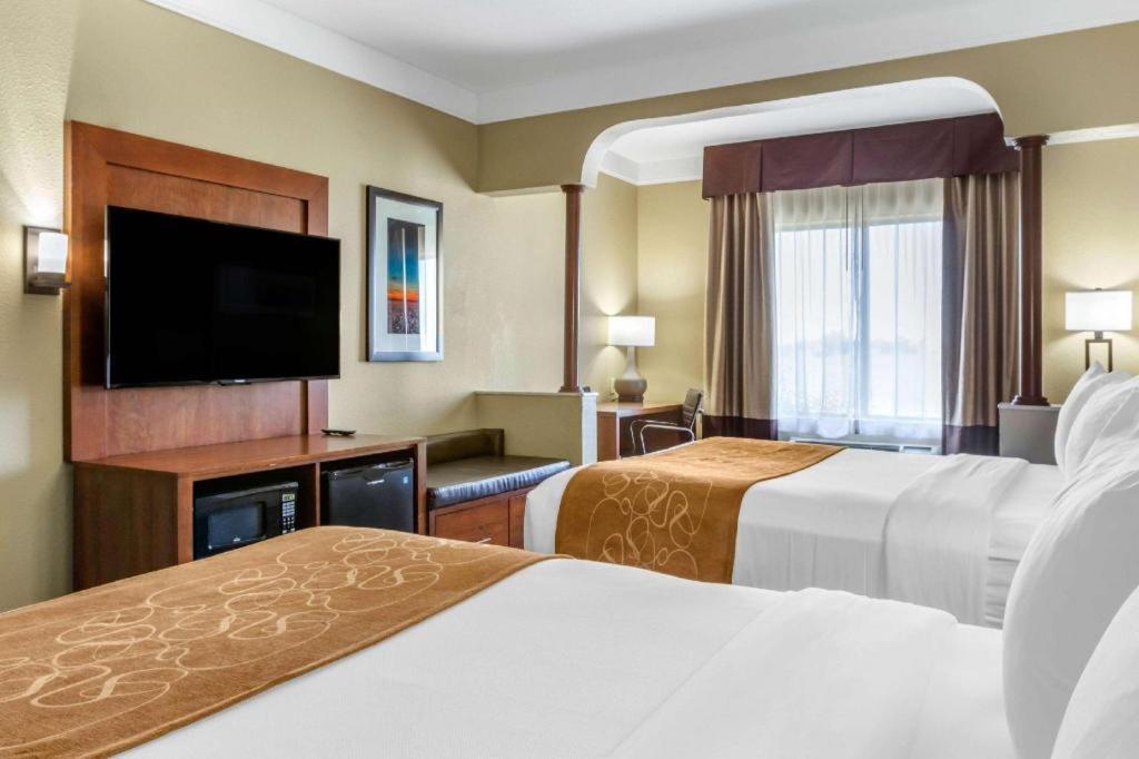 Comfort Suites Plainview Экстерьер фото