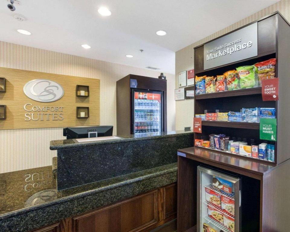Comfort Suites Plainview Экстерьер фото