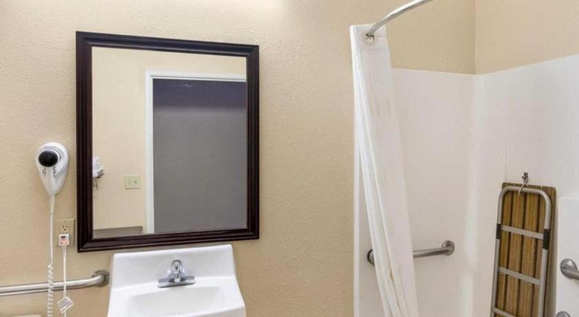Comfort Suites Plainview Экстерьер фото