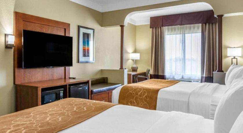 Comfort Suites Plainview Экстерьер фото