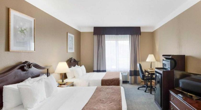 Comfort Suites Plainview Экстерьер фото